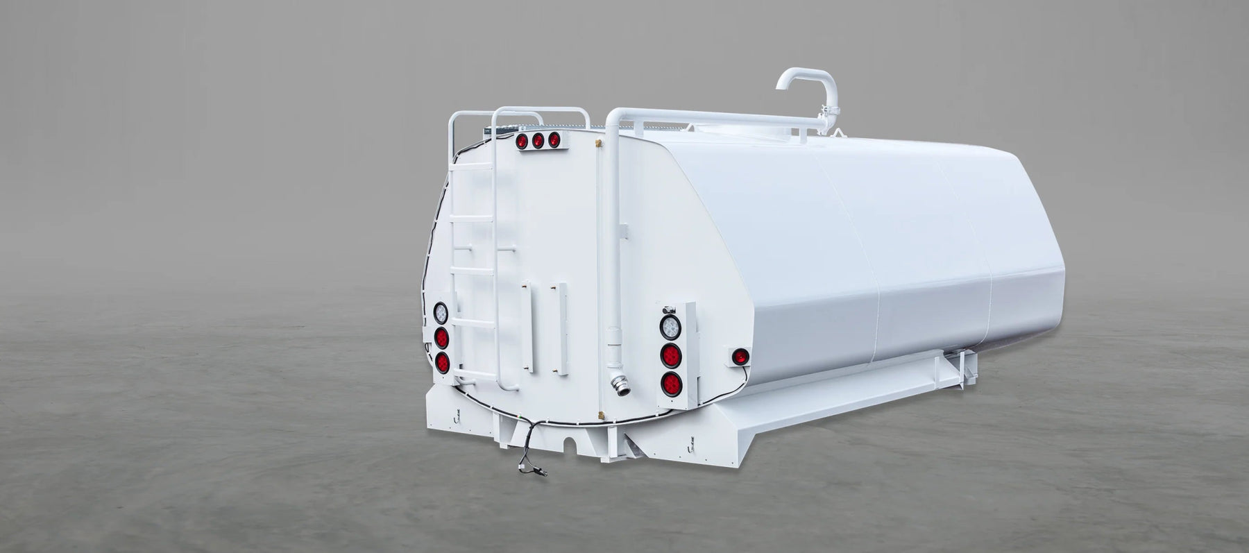 Discover UnitedBuilt's U-Kit: The Ultimate Unassembled Water Truck Tank Kit - UnitedBuilt Equipment