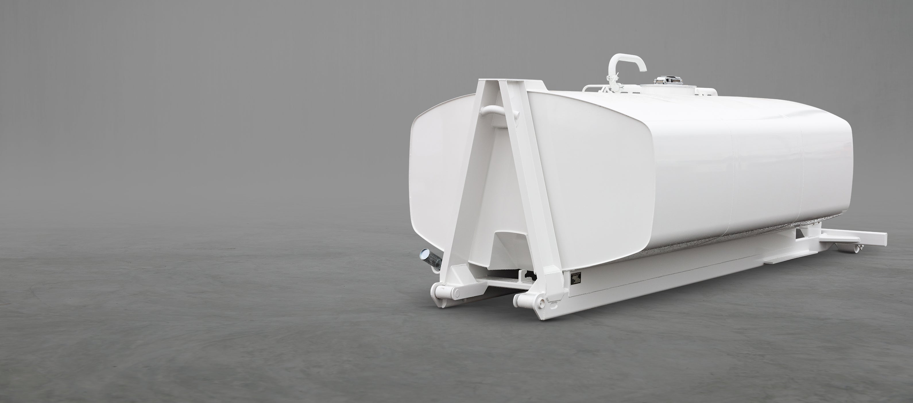 Tank Roll-Off — UnitedBuilt Equipment