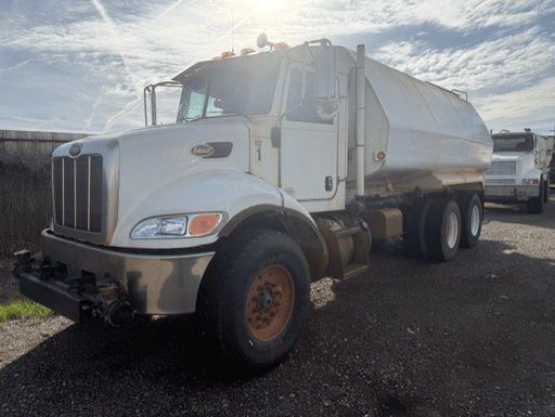 USED 5000 Gallon Water Truck, UnitedBuilt 6G5000 VisionTank, 2013 Peterbilt 348, Allison 3500 - RDS, 66K GVWR - UnitedBuilt Equipment