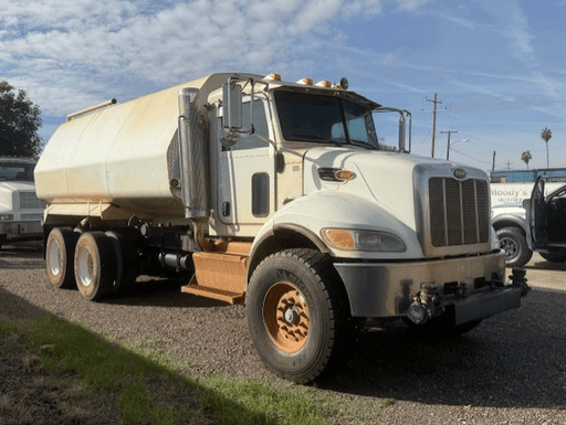 USED 5000 Gallon Water Truck, UnitedBuilt 6G5000 VisionTank, 2013 Peterbilt 348, Allison 3500 - RDS, 66K GVWR - UnitedBuilt Equipment